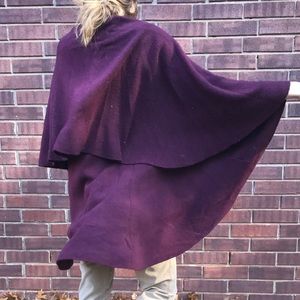 Look 👀 Burgundy Shawl